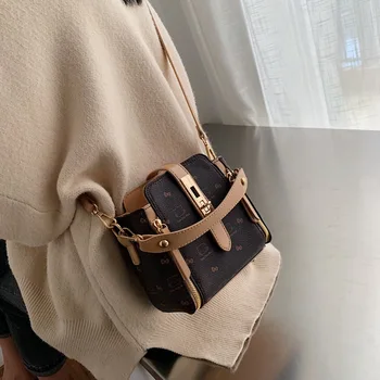 Рекомендуемая бутиком простая диагональная сумка женская 2021 новая модная сумка-мешок net celebrity wild сумка для хранения на одно плечо